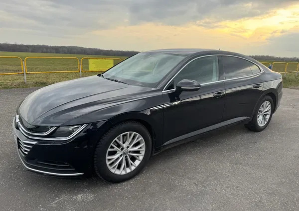 samochody osobowe Volkswagen Arteon cena 89000 przebieg: 178000, rok produkcji 2018 z Katowice